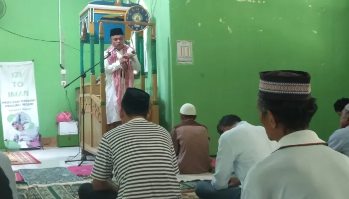Hadianto Rasyid Jadi Khatib Salat Jumat di Masjid At Taqwa Uwentumbu Kawatuna