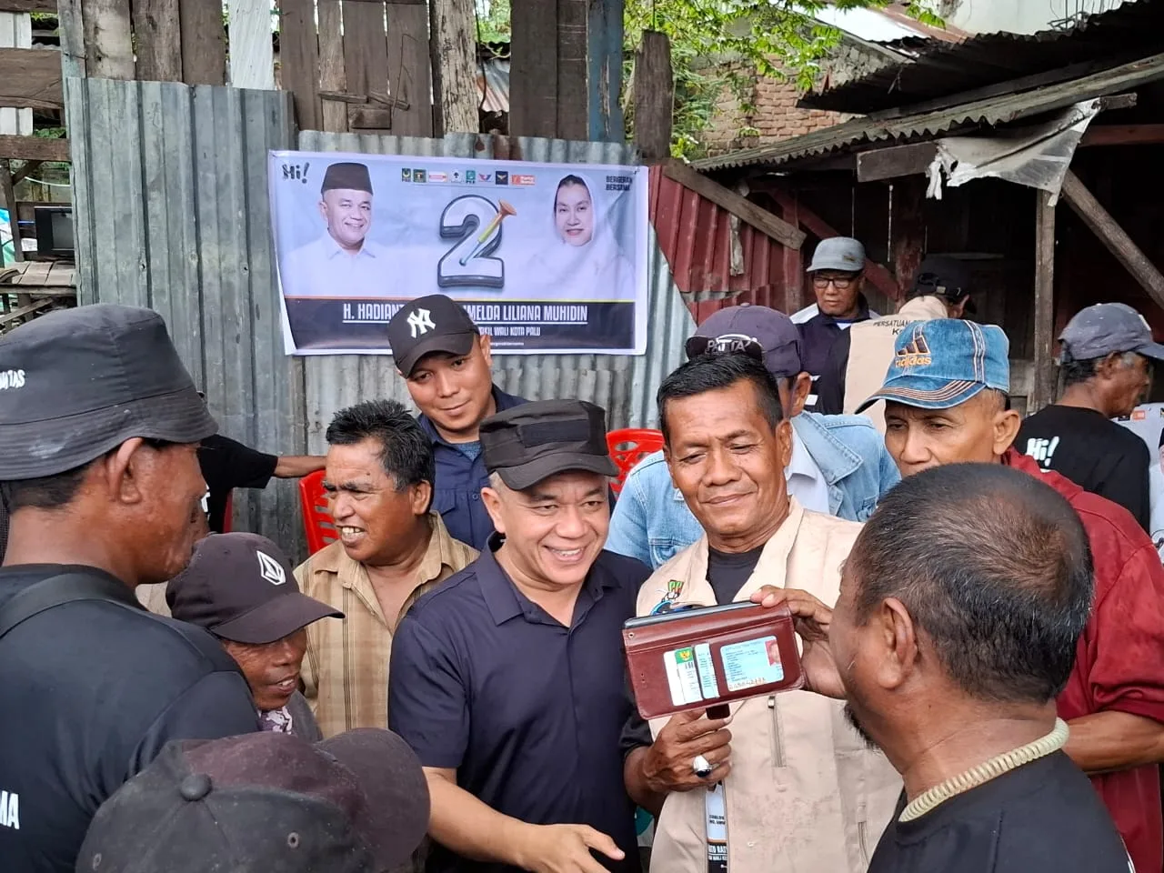 Komunitas Pengemudi Becak Dukung Hadianto Rasyid Menang di Pilwakot Palu 2024