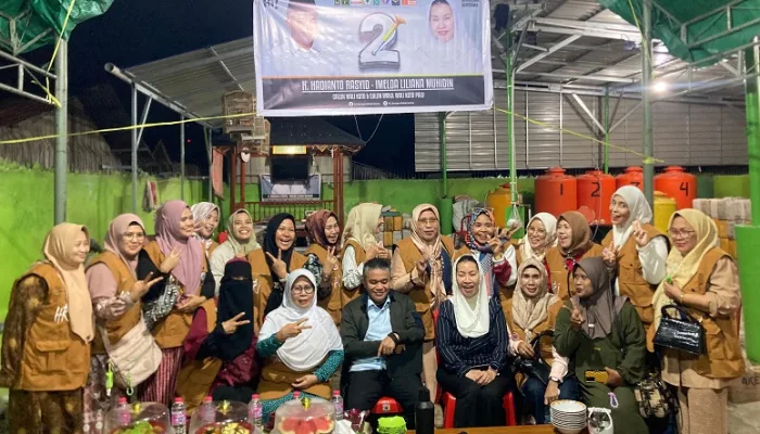 Hadianto-Imelda Sambangi Warga di Jl Labu Palu Barat, Dengar Keluhan dan Sampaikan Program Kerja
