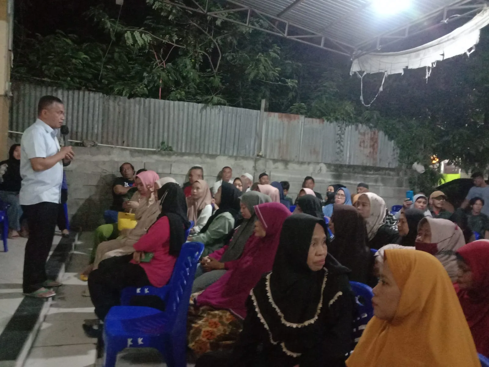 Kampanye di jl WR Supratman Palu, Hadianto Rasyid Minta Warga Taat Bayar Retribusi Sampah