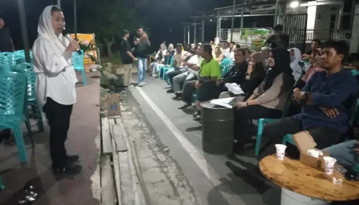 Imelda Sambangi Kelurahan Talise Valangguni, Janjikan Pelaku UMKM Naik Kelas