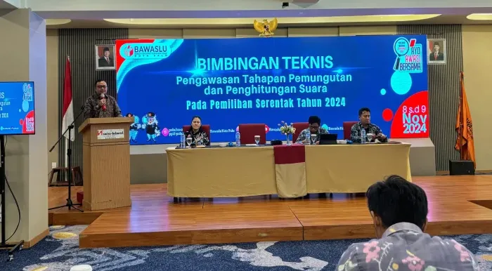 Bawaslu Palu Bimtek untuk Tingkatkan Profesionalisme Pengawas Pilkada 2024
