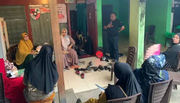 Tim Pemenangan Hadianto-Imelda Paparkan Program Kerja pada Majelis Talim Nurul Barokah Siranindi