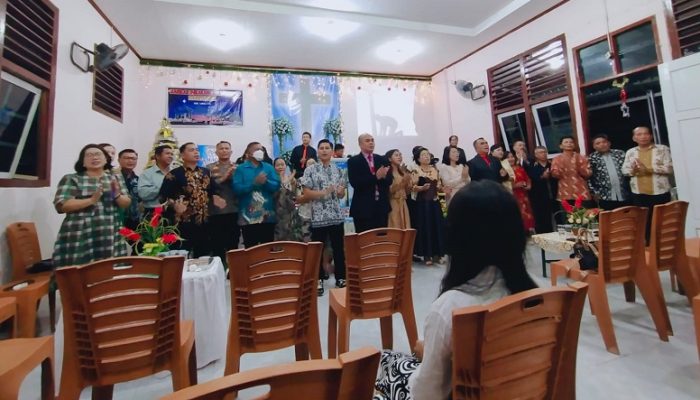 Ibadah Natal di GSJA Agape Poso Jadi Momentum Perkuat Kerukunan dan Toleransi