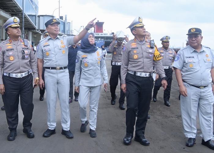 PT Jasa Raharja dan Korlantas Polri melakukan survei persiapan menjelang pelaksanaan Operasi Ketupat 2025 di Jawa Timur, pada Senin, 24 Februari 2025.