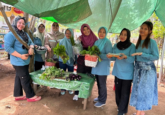 Kelompok Binaan Program Pengembangan Pemberdayaan Masyarakat dari PT CPM Panen Perdana