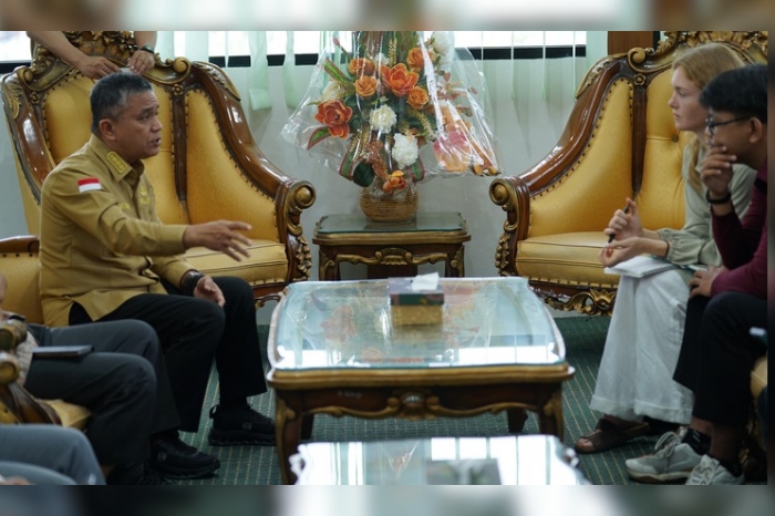 Wali Kota Palu dan Yayasan Arkom Indonesia Bahas Program Mamboro Menuju Palu Kota Resilien