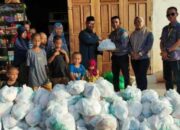 Trinusa Group Bagikan 1.200 Paket Sembako di Desa Lingkar Tambang