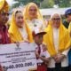 Wakil Wali Kota Palu, Imelda Liliana Muhidin pimpin Upacara Peringatan Hari Pendidikan Nasional tahun 2025 di halaman Kantor Wali Kota Palu pada Jumat pagi, 2 Mei 2025.