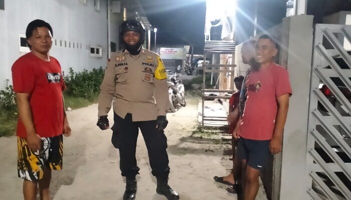 Cara Polisi Cegah Aksi Premanisme di Sigi, Bhabinkamtibmas Sambangi Tempat Usaha di Desa Binaan