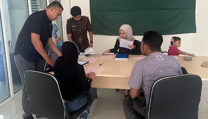 Tersangka Penipuan Jual Beli Beras Diserahkan Ke Kejaksaan, Korban Rugi Rp 220 Juta