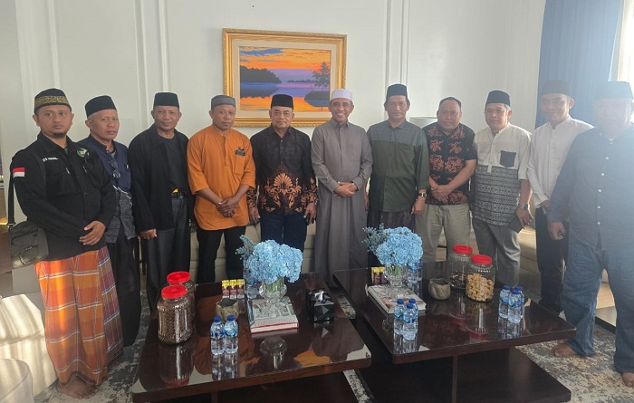 Gubernur Sulteng Terima Audiensi Ikatan Keluarga Indonesia Buol, Bahas Pengukuhan Pengurus IKIB