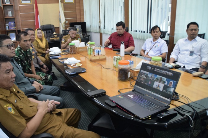 Pemkot dan Bulog Ikuti Pengarahan Mendagri Terkait Stabilitas Nasional dan Inflasi