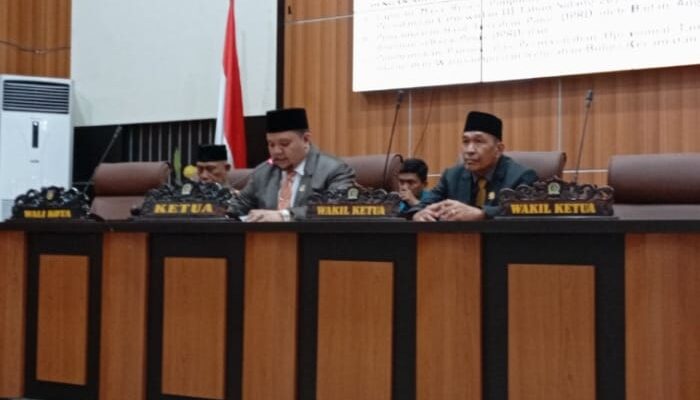DPRD Palu Rapat Paripurna Laporan Masa Reses Cawu III Tahun 2025, Tanggapi Aspirasi dan Aduan Masyarakat