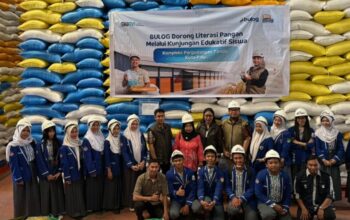 Literasi Pangan Sejak Dini, Bulog Sulteng Ajak Siswa SMKN 2 Palu Eduwisata Gudang Pangan