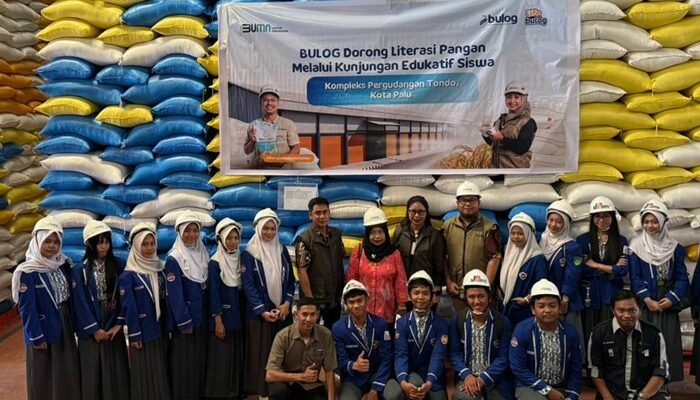 Literasi Pangan Sejak Dini, Bulog Sulteng Ajak Siswa SMKN 2 Palu Eduwisata Gudang Pangan