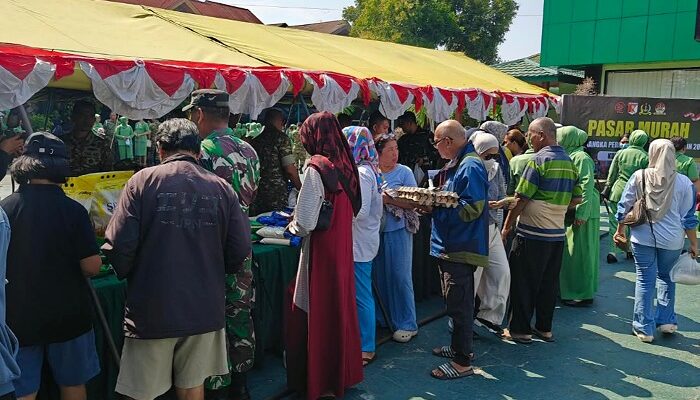TNI dan Bulog Sulteng Gelar GPM di Palu, Sediakan Beras SPHP dan Minyakita